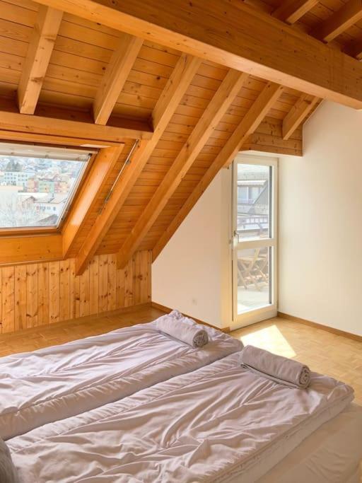 Charming Penthouse With Veranda In The Center Of Brigue Extérieur photo